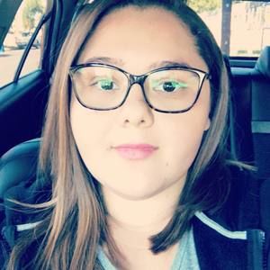 Meet your Posher, Dominguez